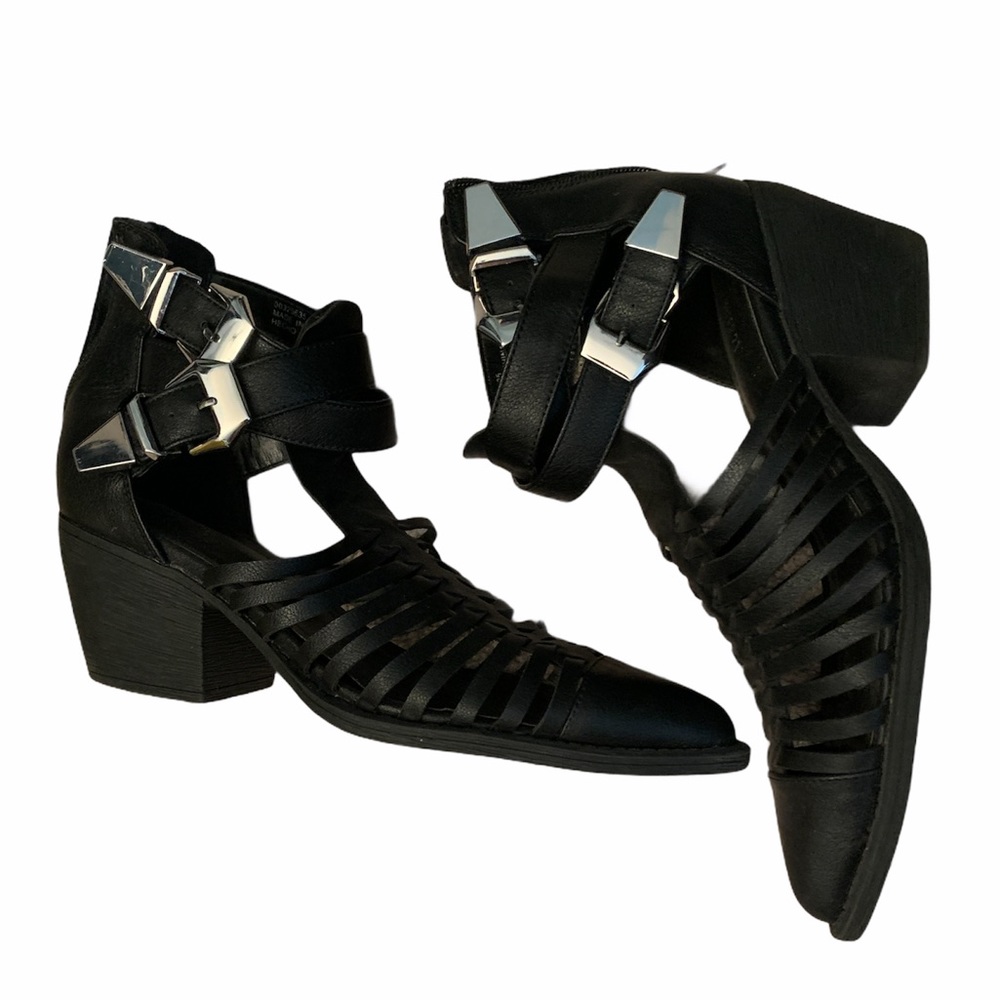 Strappy black boots